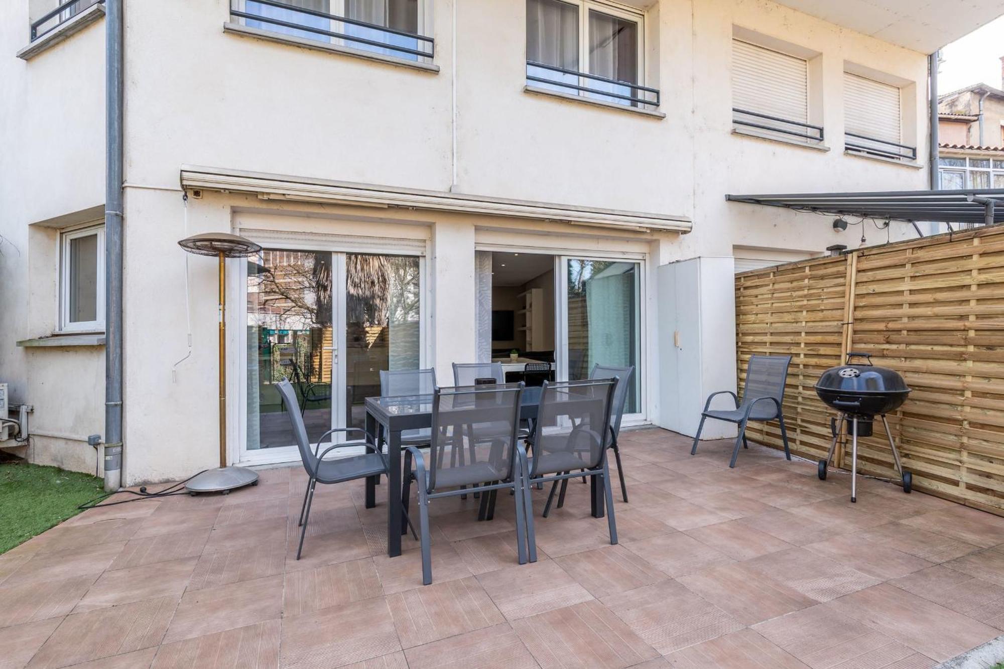 Maison Frappaz - 4 Bedrooms With Garden Villeurbanne Kültér fotó
